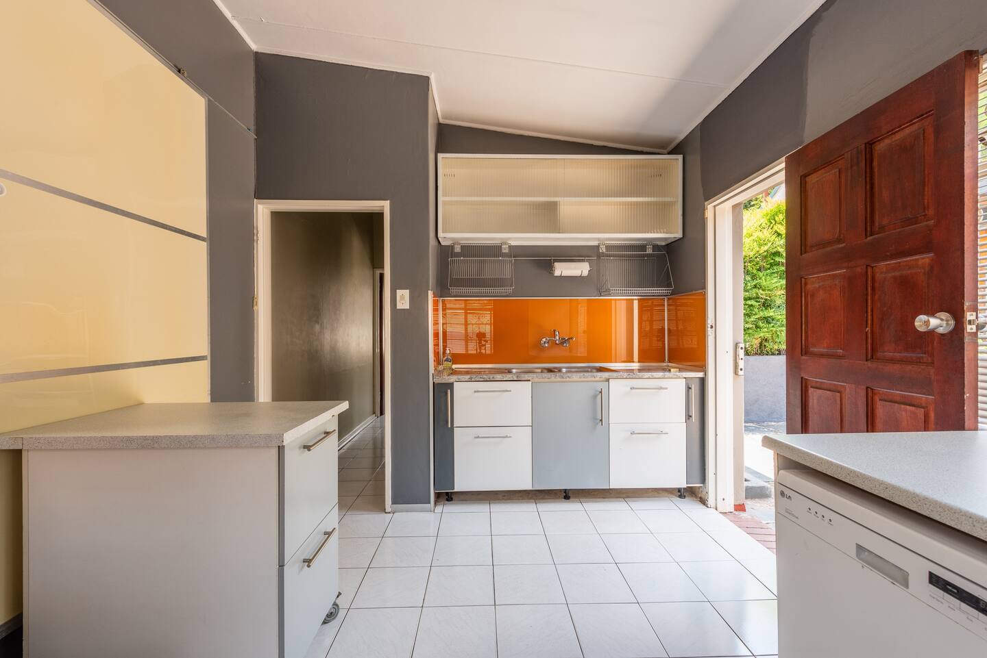 9a916546-c2ac-405e-9171-117d168481d2